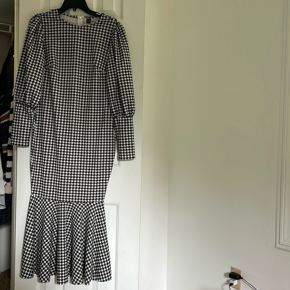 SHEIN BLACK & WHITE dress